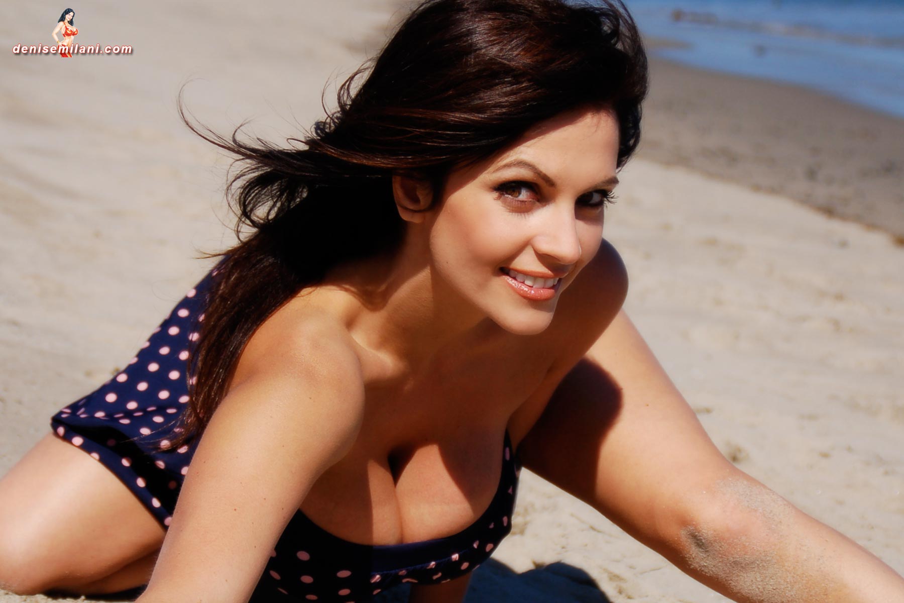 Santa Barbara, Exterior 028